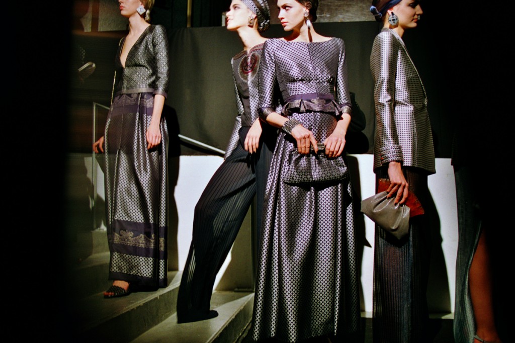 ARMANI PRIVE  Haute Couture Printemps Été 2014 Palais de Tokyo Backstage