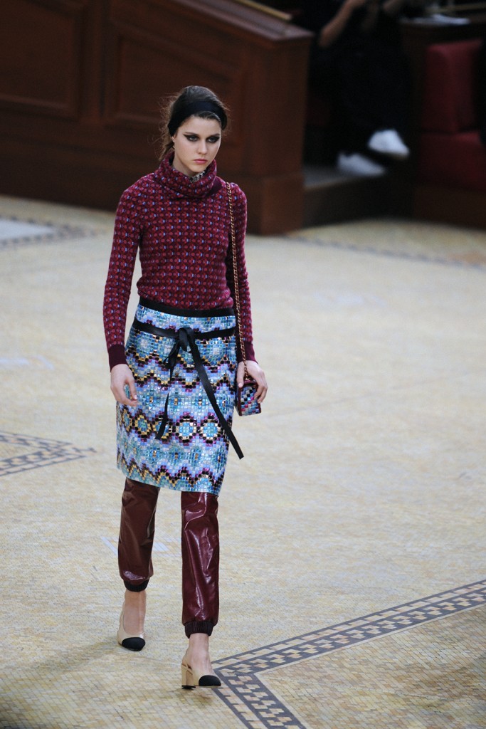 CHANEL FALL-WINTER 2015 PARIS BACKSTAGE COVERAGE BY ELISE TOIDE CRASH MAGAZINE 