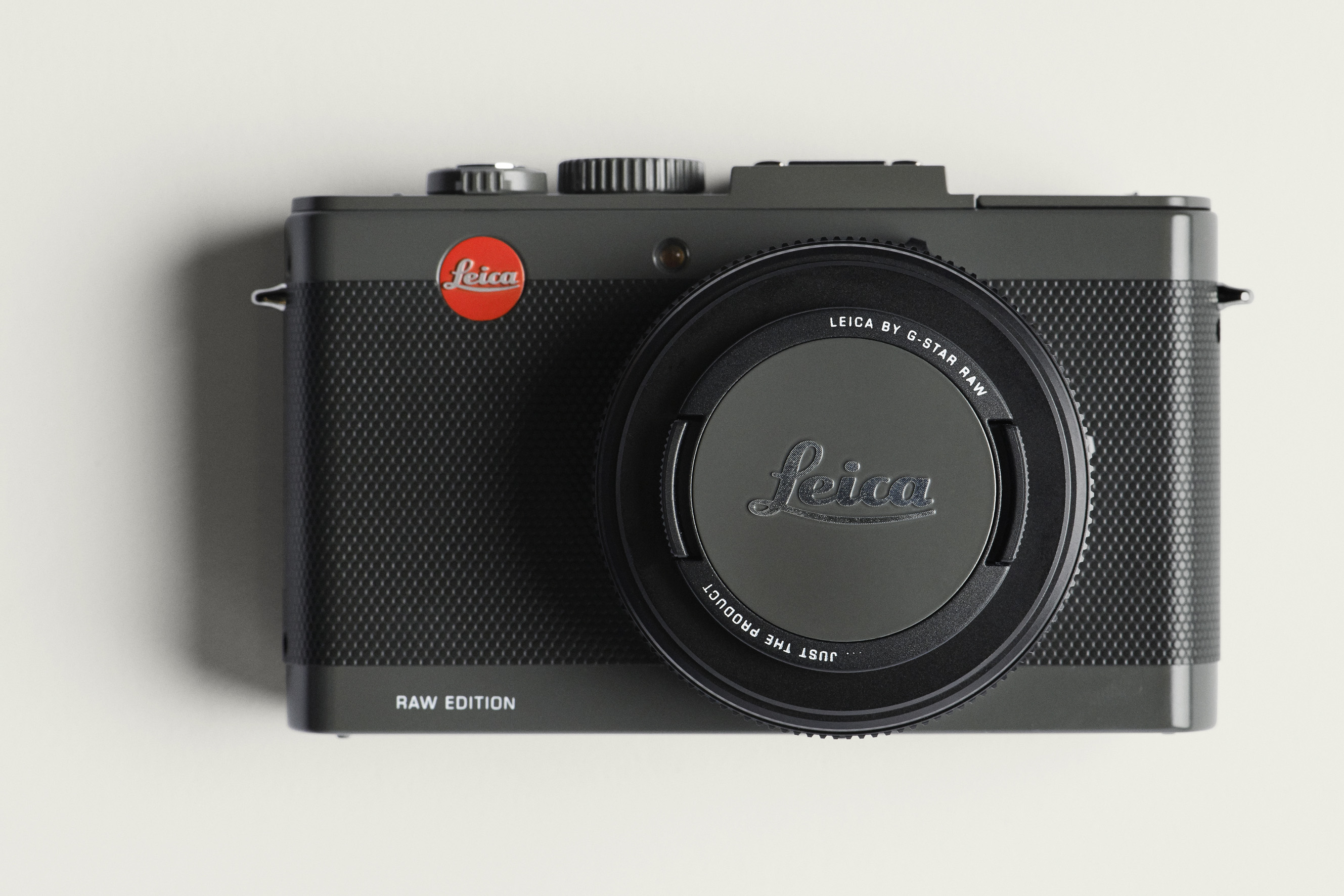 THE EXCLUSIVE LEICA D-LUX 6 BY G-STAR RAW