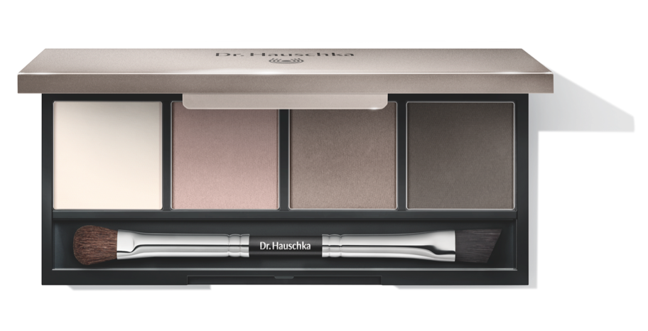 Dr. Hauschka new products for its Fall-Winter 2015 collection: plaette of make-up for four different looks, and an exclusive skincare serum we should use every night