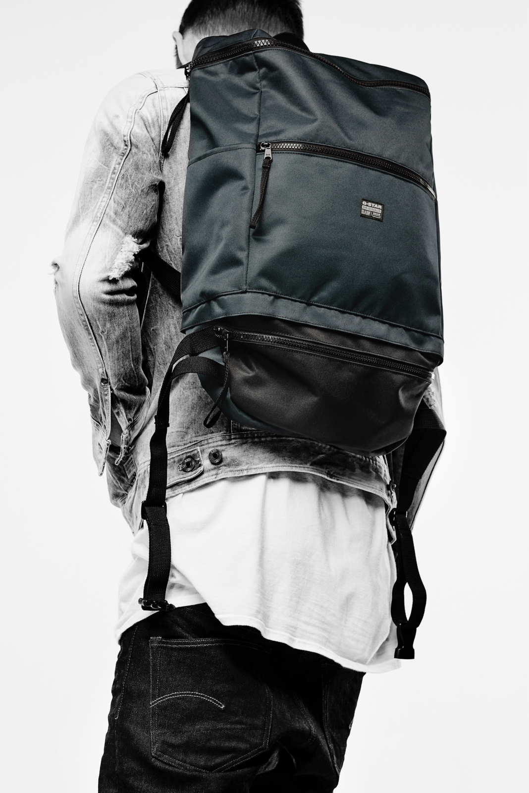G-STAR RAW UNVEILS 2 IN 1 BACKPACK