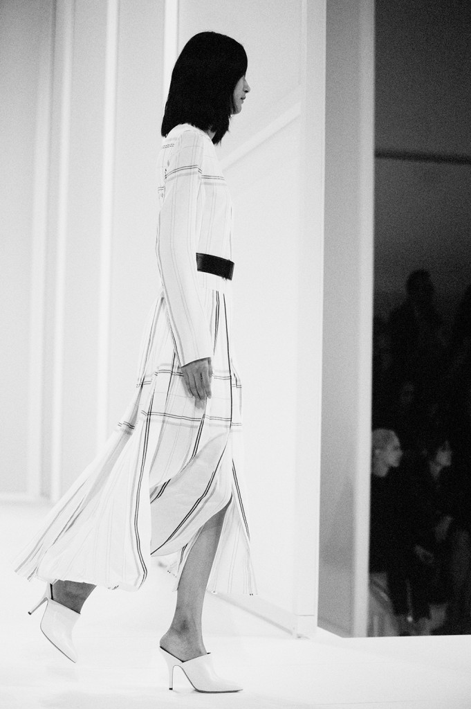 Hermes SS16show Paris Fashion Week by Elise Toïdé Crash Magazine