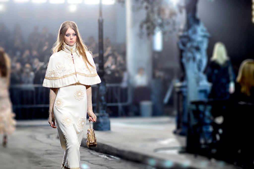 Chanel métiers d'Art 2015-16 Paris in Rome show by Frank Perrin