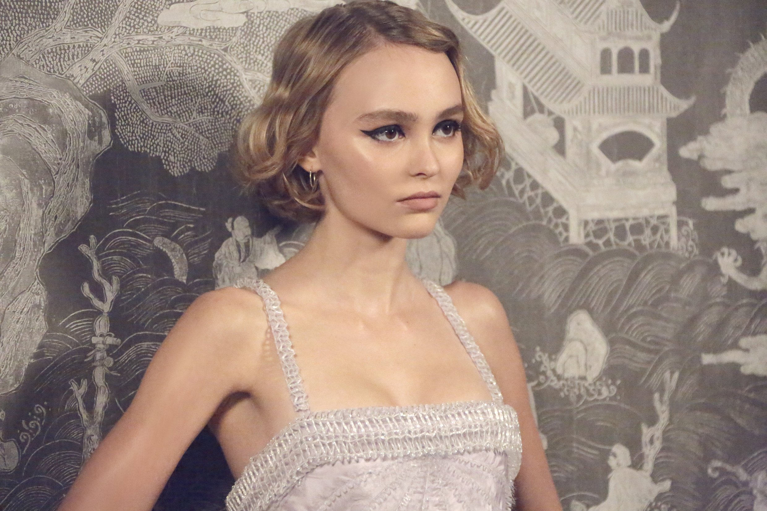 LILY-ROSE DEPP IS THE NEW FACE OF CHANEL PARFUM N°5 L’EAU