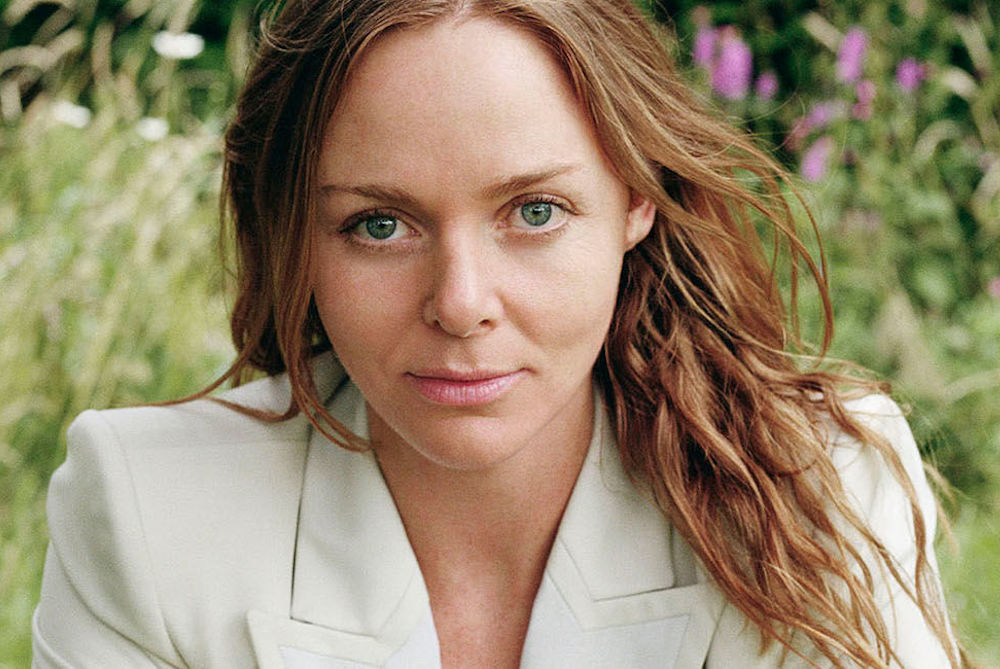 STELLA MCCARTNEY’S PIONEERING SUSTAINABLE FASHION HONORED IN LONDON