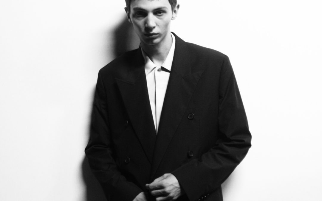 BACKSTAGE AT PAUL SMITH MEN’S 2020