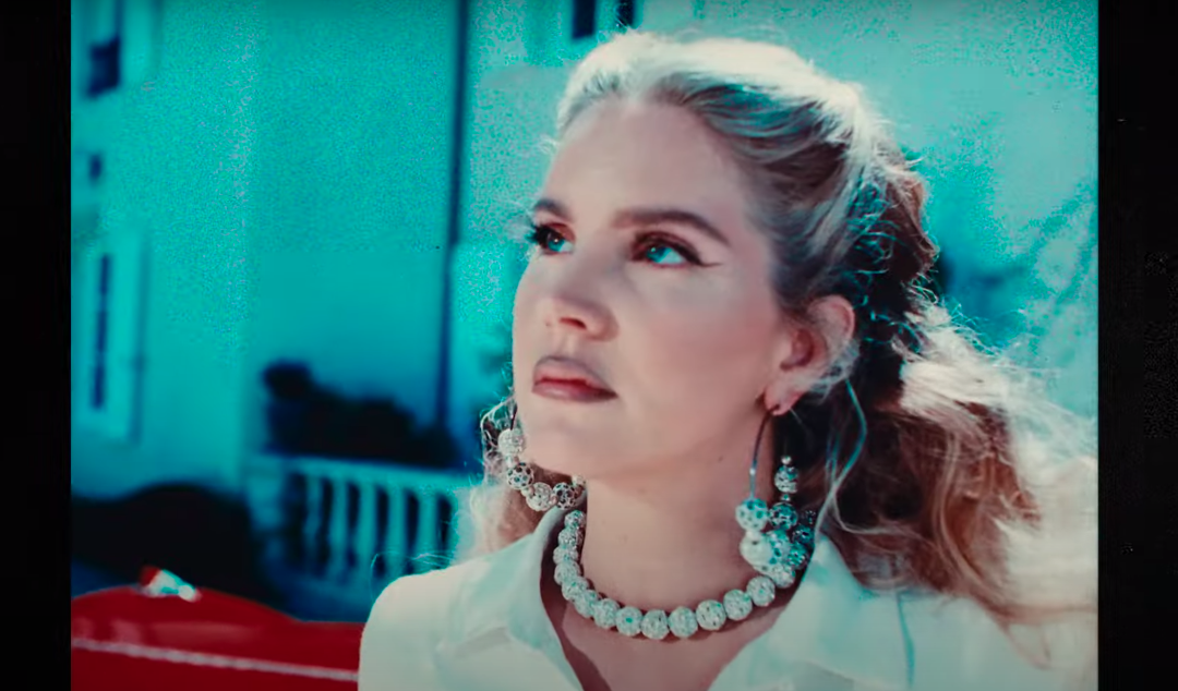 LANA DEL REY SHARES A NEW MUSIC VIDEO