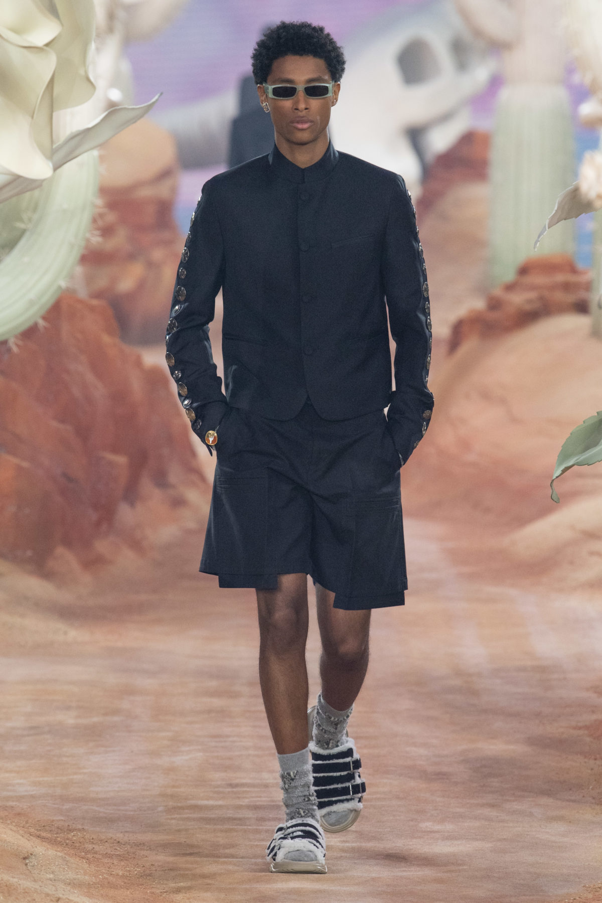 Dior Men PreFall 2021  Xem trọn bộ sưu tập  Harpers Bazaar