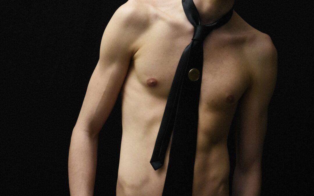 BACKSTAGE AT LOUIS GABRIEL NOUCHI’S F/W24 : A LITERARY ODE TO OPULENCE AND AMBITION